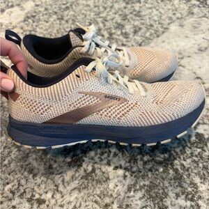 Brooks Tan and Navy Running Shoes